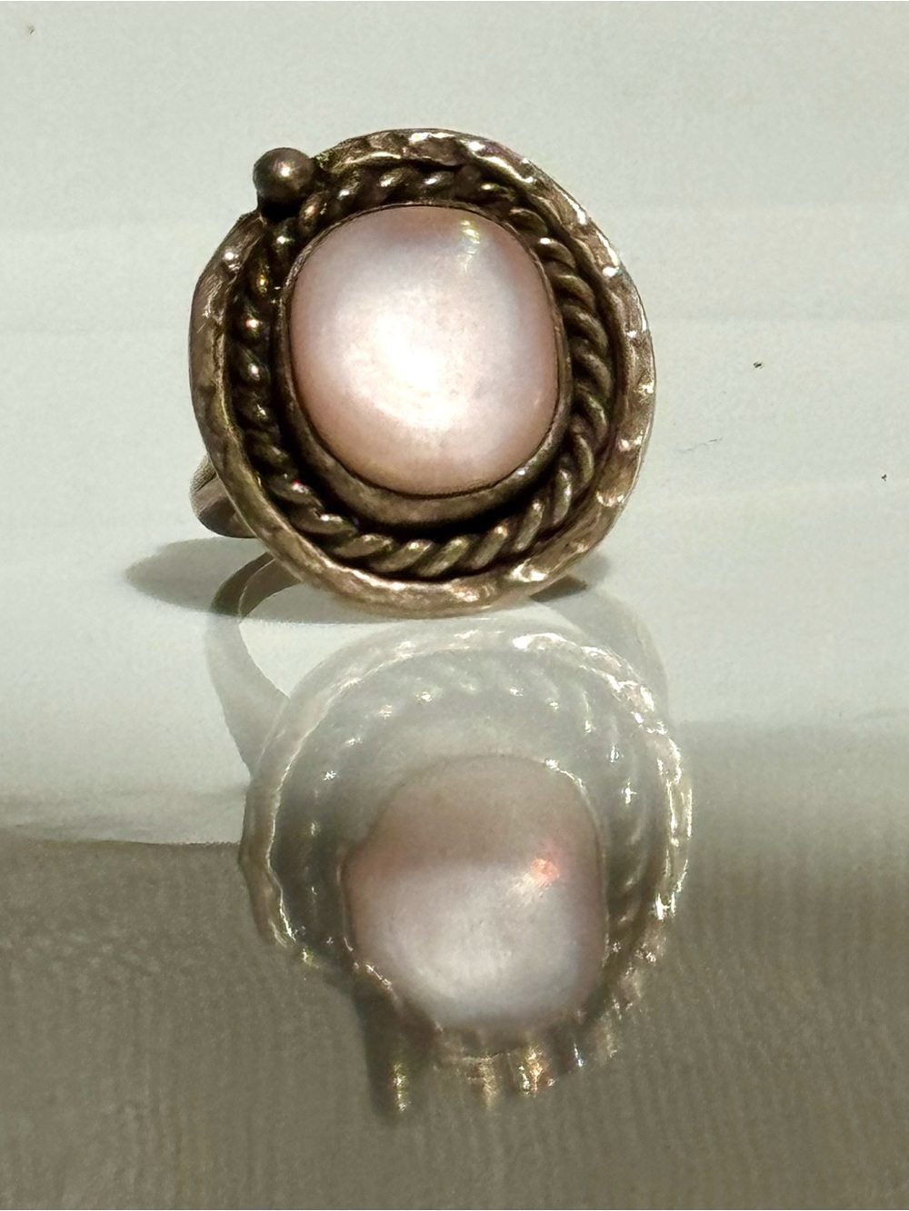 Vintage Native American Sterling Pink Mother-of-Pearl Ring Size 7